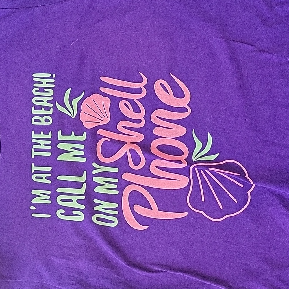 I AM AT THE BEACH CALL ME ON MY SHELL PHONE Tee XL